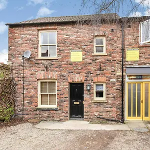 Millers With Free Allocated Parking Holiday home York